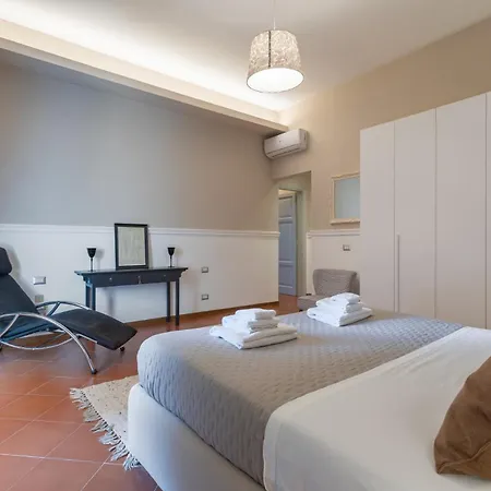 Charming 2 Bedroom In *