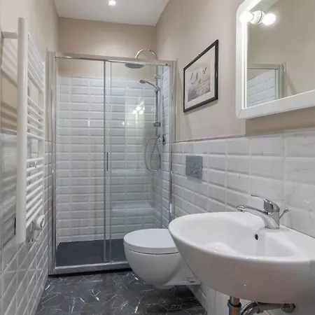 Charming 2 Bedroom In * Florencia