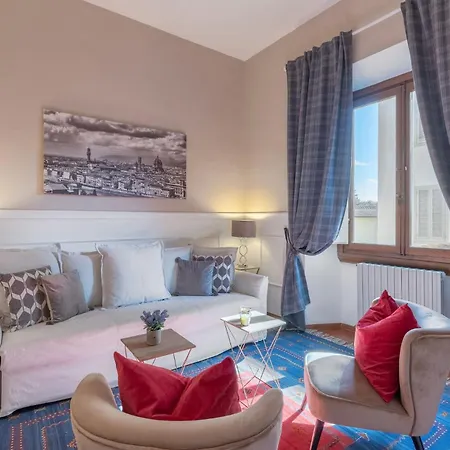 Charming 2 Bedroom In Apartamento *