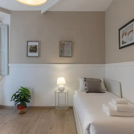 Apartamento Charming 2 Bedroom In *