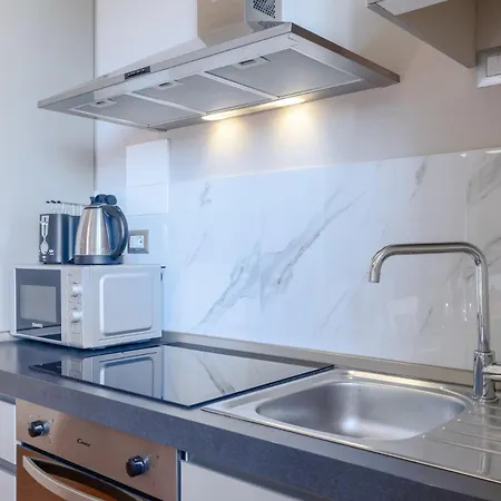Charming 2 Bedroom In * Florencia